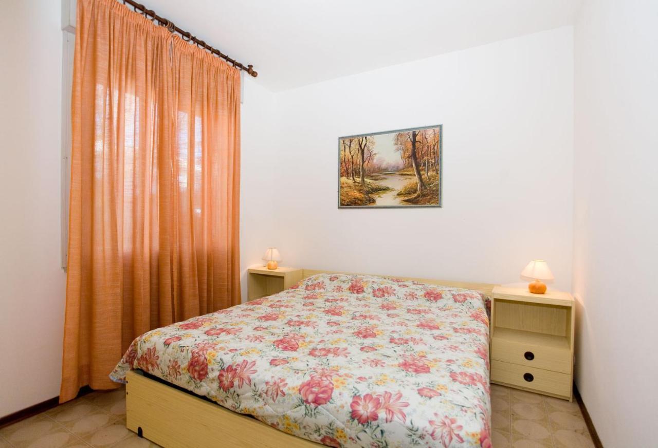 Olimpia Villa Bibione Exterior photo